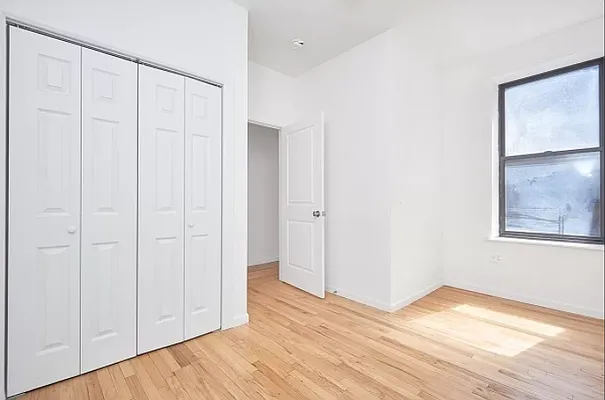 Rented by REAL New York | media 10