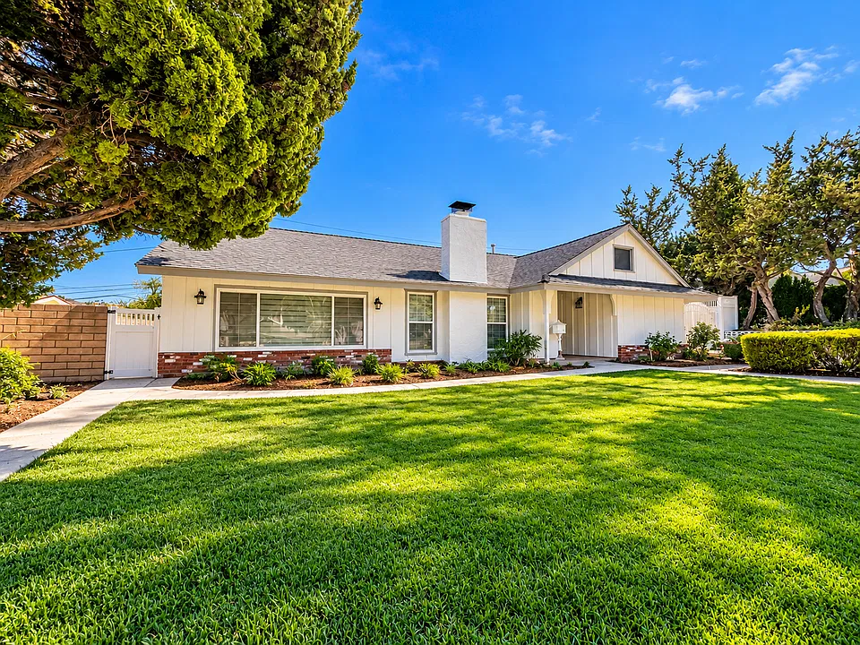 21212 Fountain Springs Rd