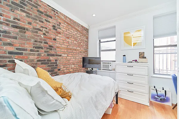 Rented by Living New York | media 22