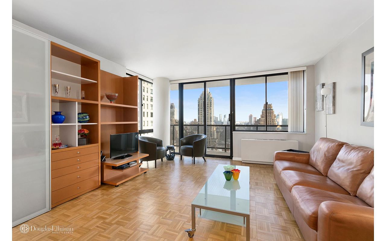 255 East 49th Street #24B in Turtle Bay, Manhattan | StreetEasy