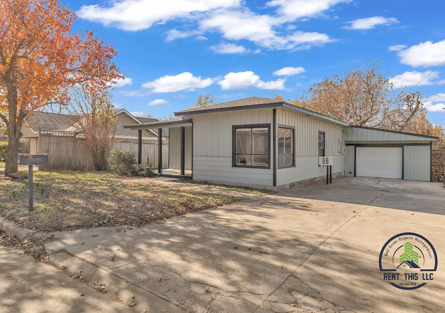 3 bed, $1,050 — Photo 1