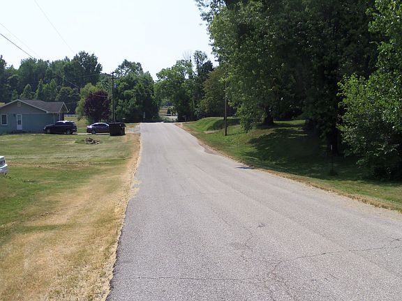 5th image of 47 W Carpenter Ave