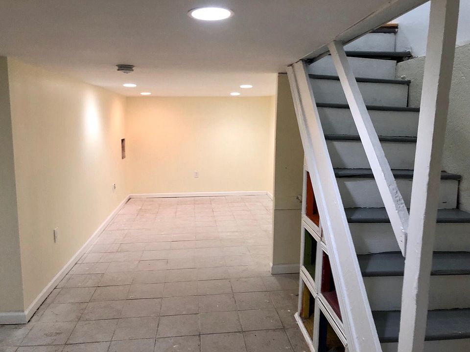 1st image of 2064 E Auburn St #1