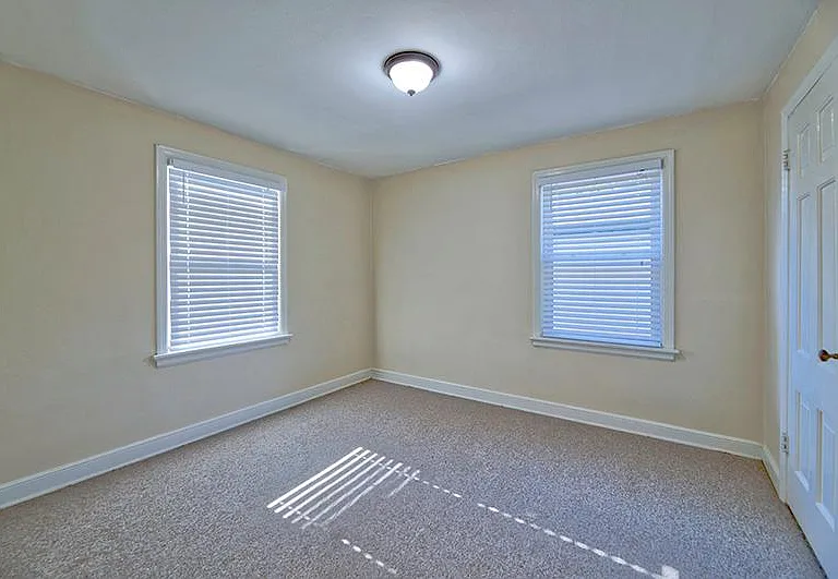 5006 N Bay Ridge Ave — Photo 10