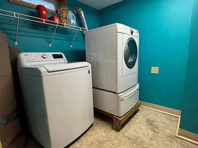 Laundry Room Cabinet