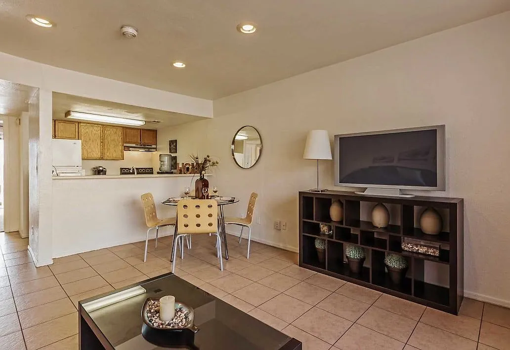 Casa Sol Apartments — Photo 3
