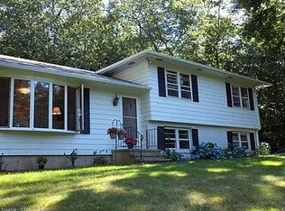 36 Sunbrook Rd, Woodbridge, CT 06525