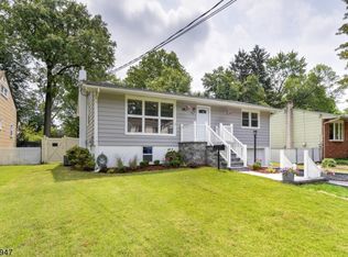 124 Camden Rd, Parsippany, NJ 07054