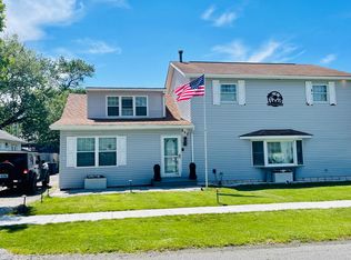 662 Kenilworth Ave, Sheffield Lake, OH 44054