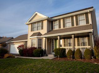 4562 Lindbloom Ln, Cherry Valley, IL 61016