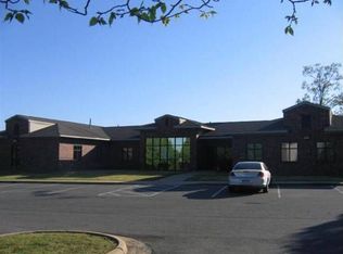 103 Park Dr, Maumelle, AR 72113