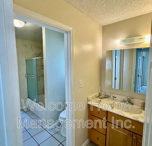 2225 Hillsborough Ct #2 — Photo 7