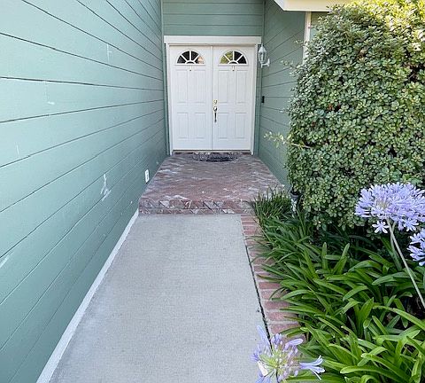 4th image of 262 Odebolt Dr
