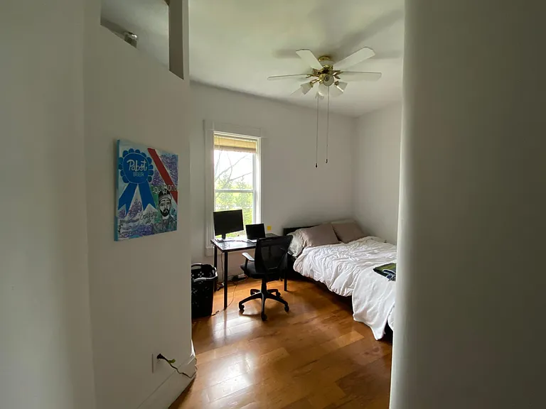 103 E Lincoln St #B — Photo 6