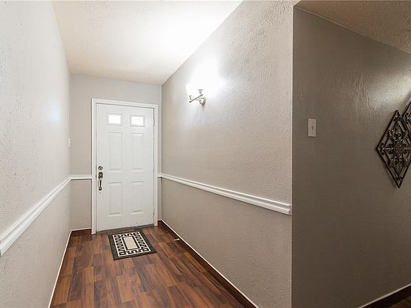 3rd image of 5232 Strickland Ave