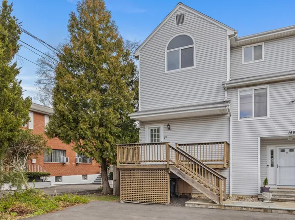 158 Seaside Avenue Apt B, Stamford, CT 06902
