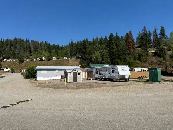 2633 Squilax Anglemont Rd, Columbia Shuswap, BC V0E 1M4