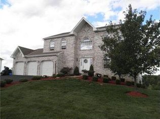 400 Chapeldale Dr, Apollo, PA 15613