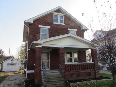 1918 E 33rd St, Lorain, OH, 44055