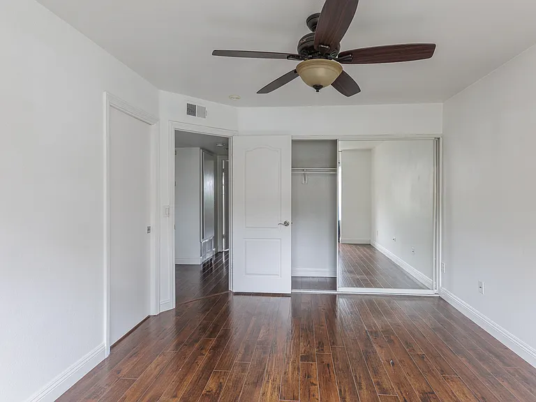 4813 Bella Pacific Row #105 — Photo 25