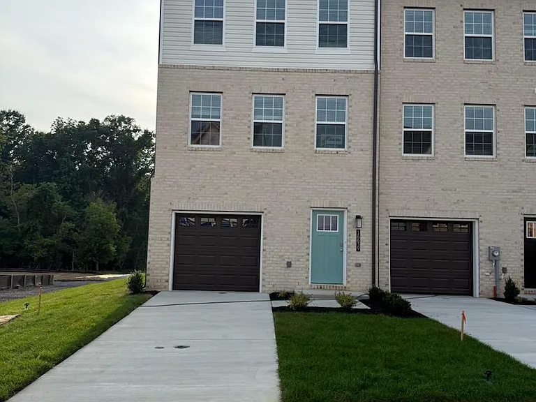 16639 Green Glade Dr — Photo 1
