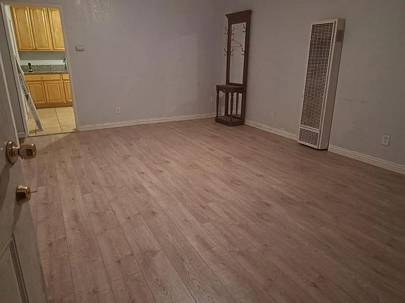 4th image of 1208 W 10th St APT A