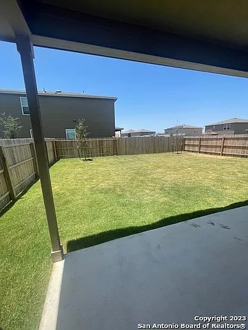 10606 Mexia Ave — Photo 20