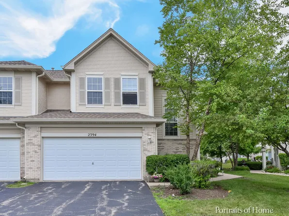 2394 Sunshine Ln, Aurora, IL 60503