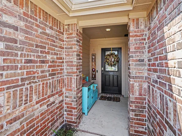 225 Olympia Marble Dr, Fort Worth, TX 76131