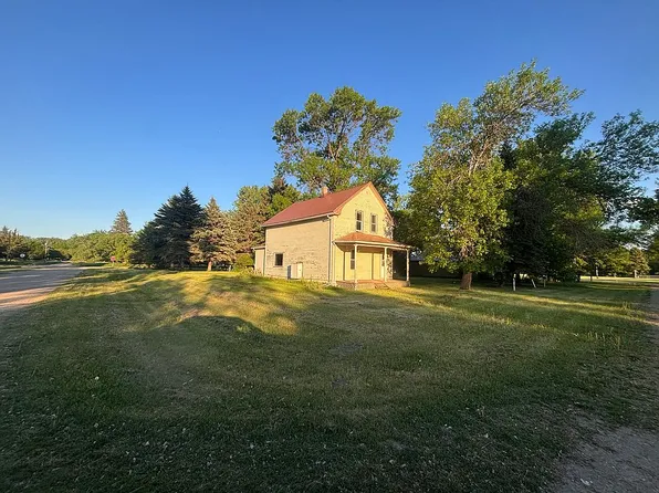 144 Chadwick Ave, McHenry, ND 58464