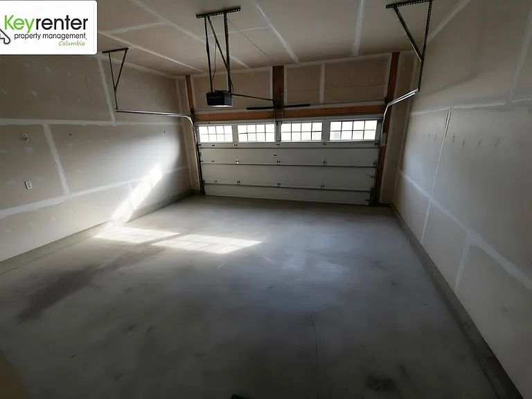 404 Tailor St — Photo 48