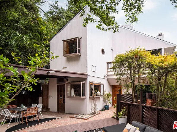 8757 Arlene Ter, Los Angeles, CA 90046