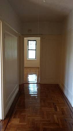 2nd image of 2500 Webb Ave APT 1I