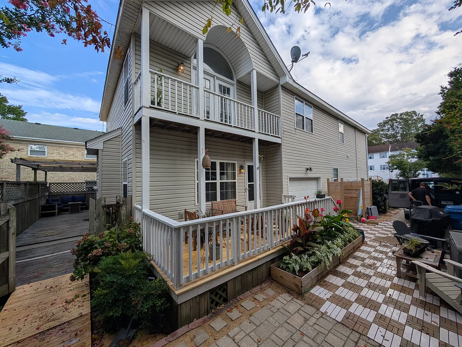 3 bed, 2.5 bath, 1530 sqft, $3,400 — Photo 3