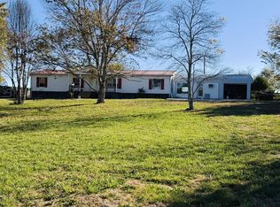 1033 McGhee Rd, Jamestown, TN 38556