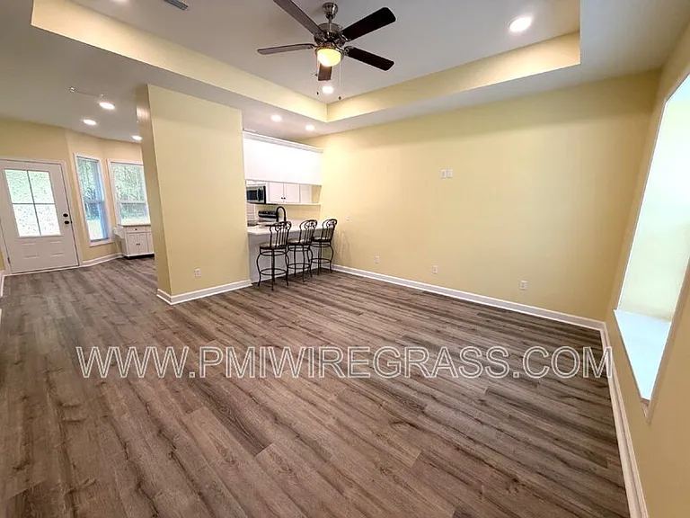 326 Golf View Dr — Photo 8