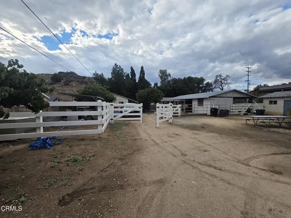 9735 Wheatland Ave, Sunland, CA 91040
