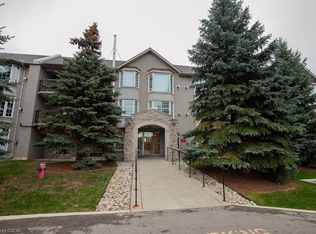 Ancaster Gardens, Hamilton, ON L9K 1J8
