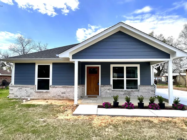 135 Walters St, Frankston, TX 75763