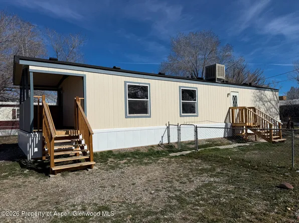 552 E View Dr, Grand Junction, CO 81504