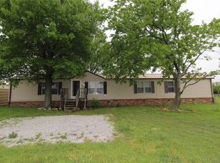 150 Raintree Ln, Lone Grove, OK 73443