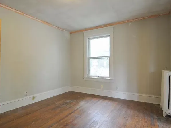 1866 Marshall Ave, Saint Paul, MN 55104