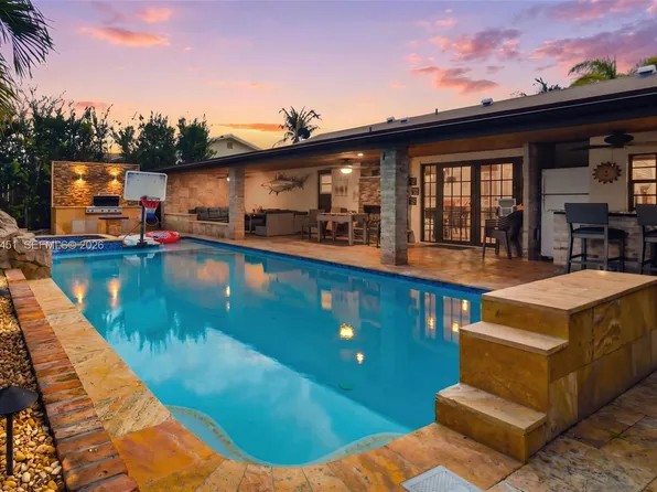 2356 NW 111th Ave, Fort Lauderdale, FL 33322