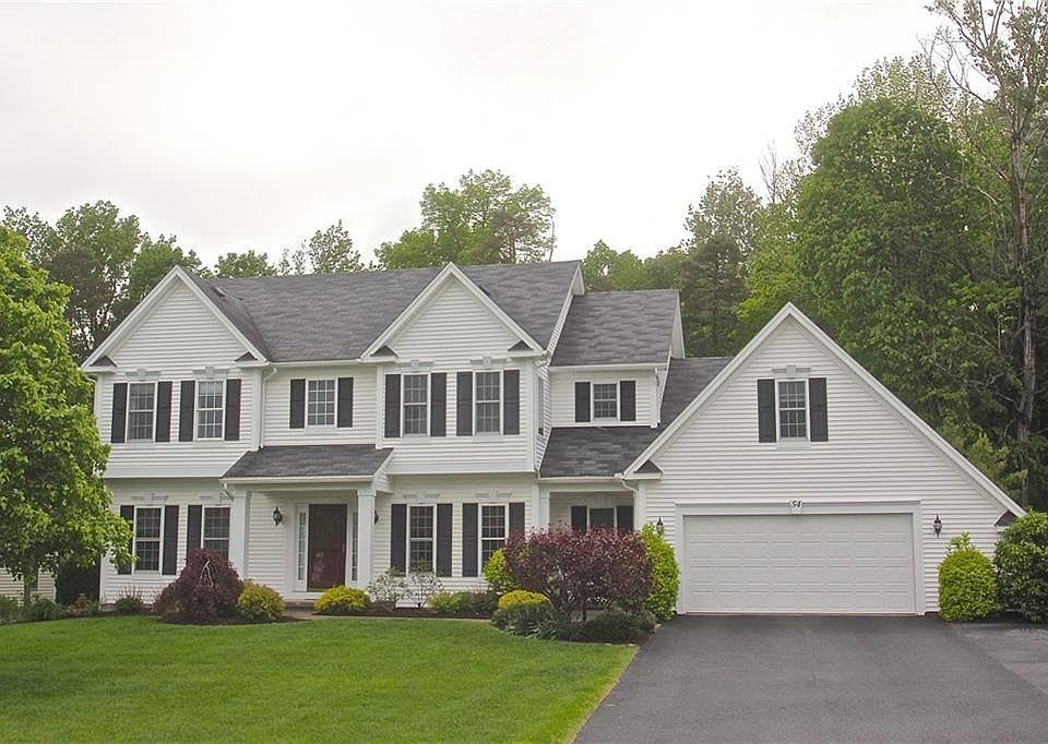 1st image of 54 Woodgreen Dr