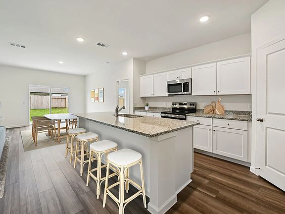 3rd image of 4713 Harlequin Dr
