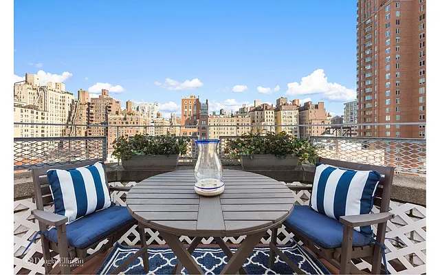 Sold by Douglas Elliman | media 7