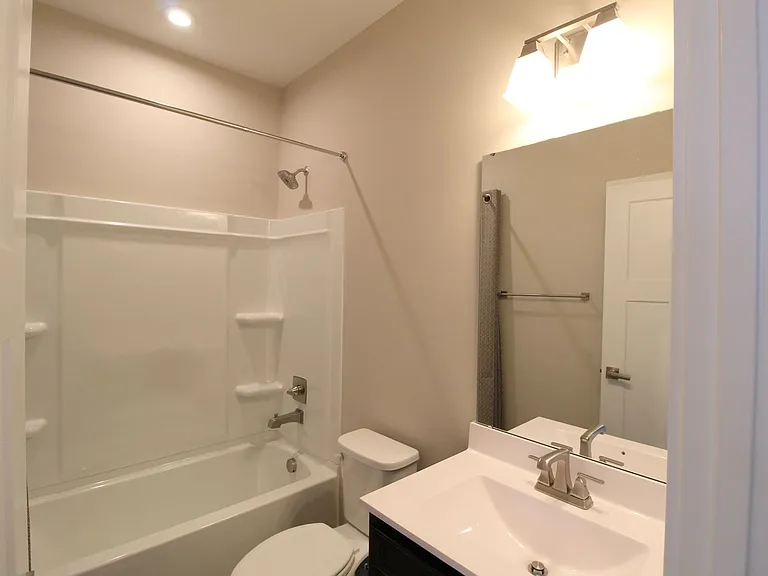 4489 Drysdale St — Photo 26
