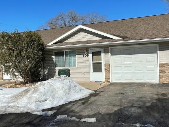 107 Campbell Ct, La Crosse, WI 54603