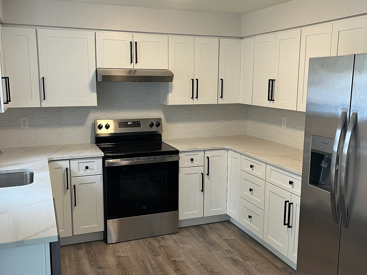 4 bed, 1.5 bath, 2000 sqft, $2,500 — Photo 4