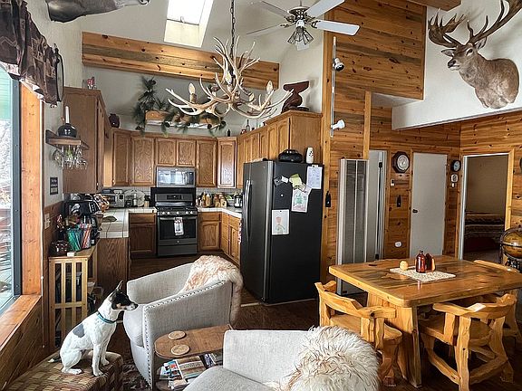 Kitchen/Dining